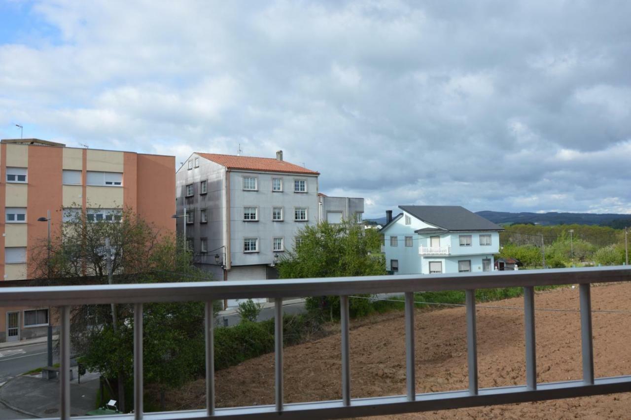 Piso Da Empegada Lägenhet Arzúa Exteriör bild